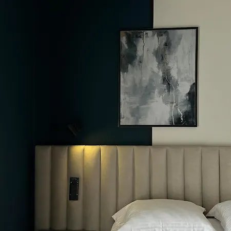 Modern Near Apartment *