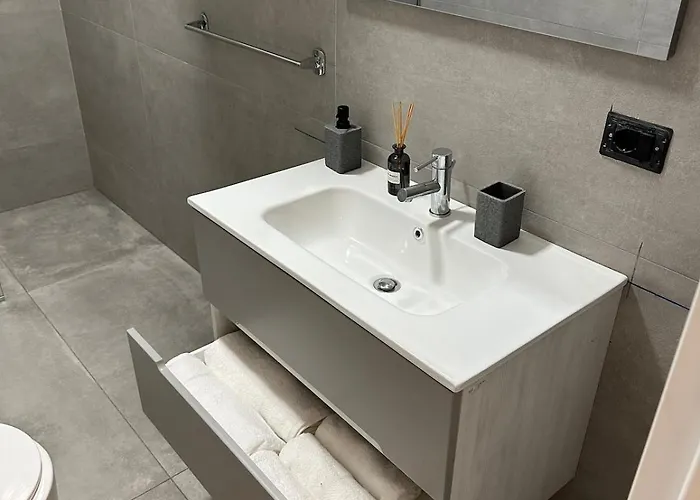 公寓 Modern Near Durrës